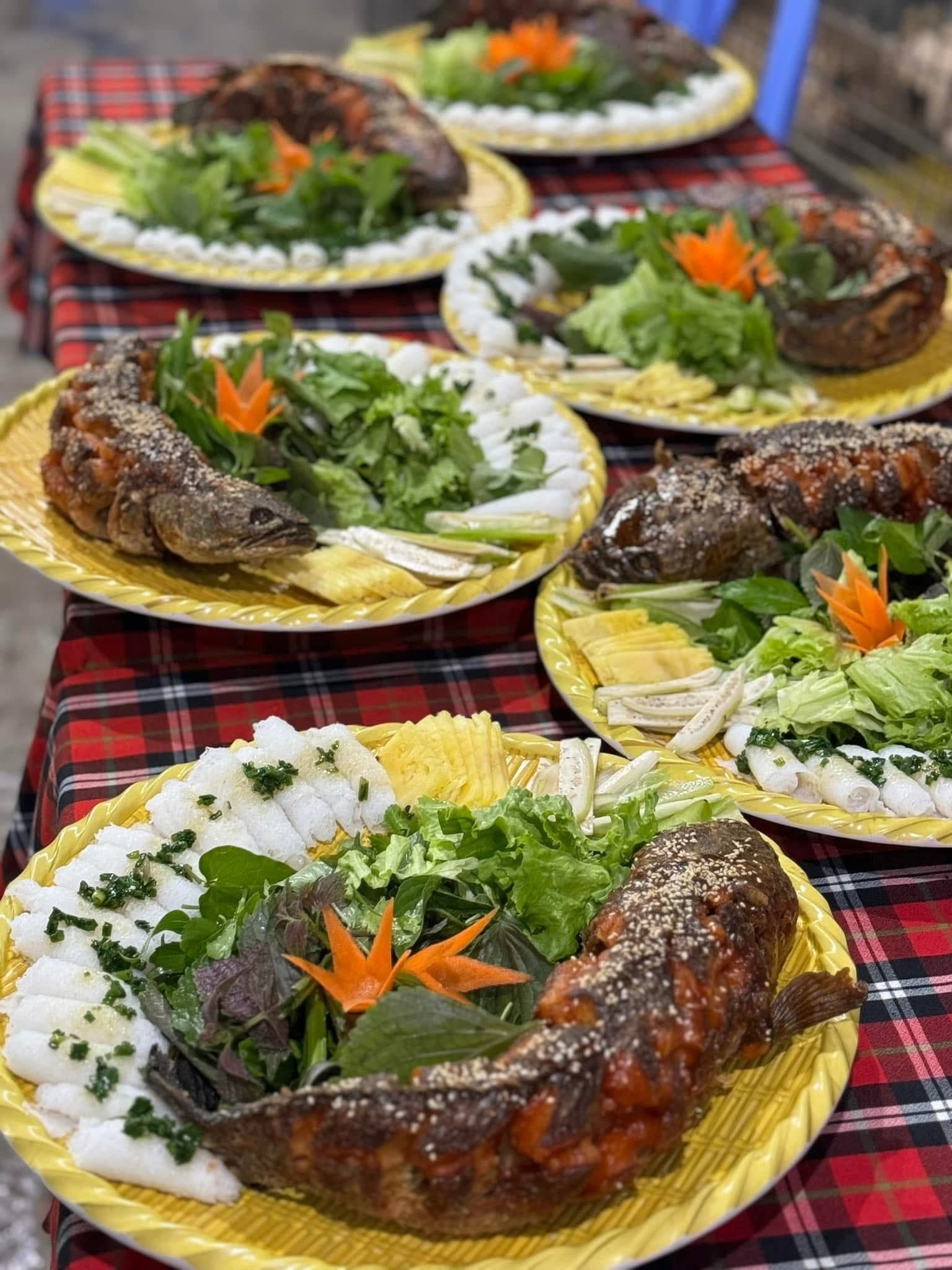 Lẩu Mắm Cá Lóc